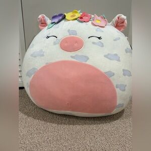 Rosie the Pig - plush from the Squishmallows